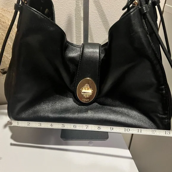 Coach Black Shoulder Bag - Picture 7 of 8